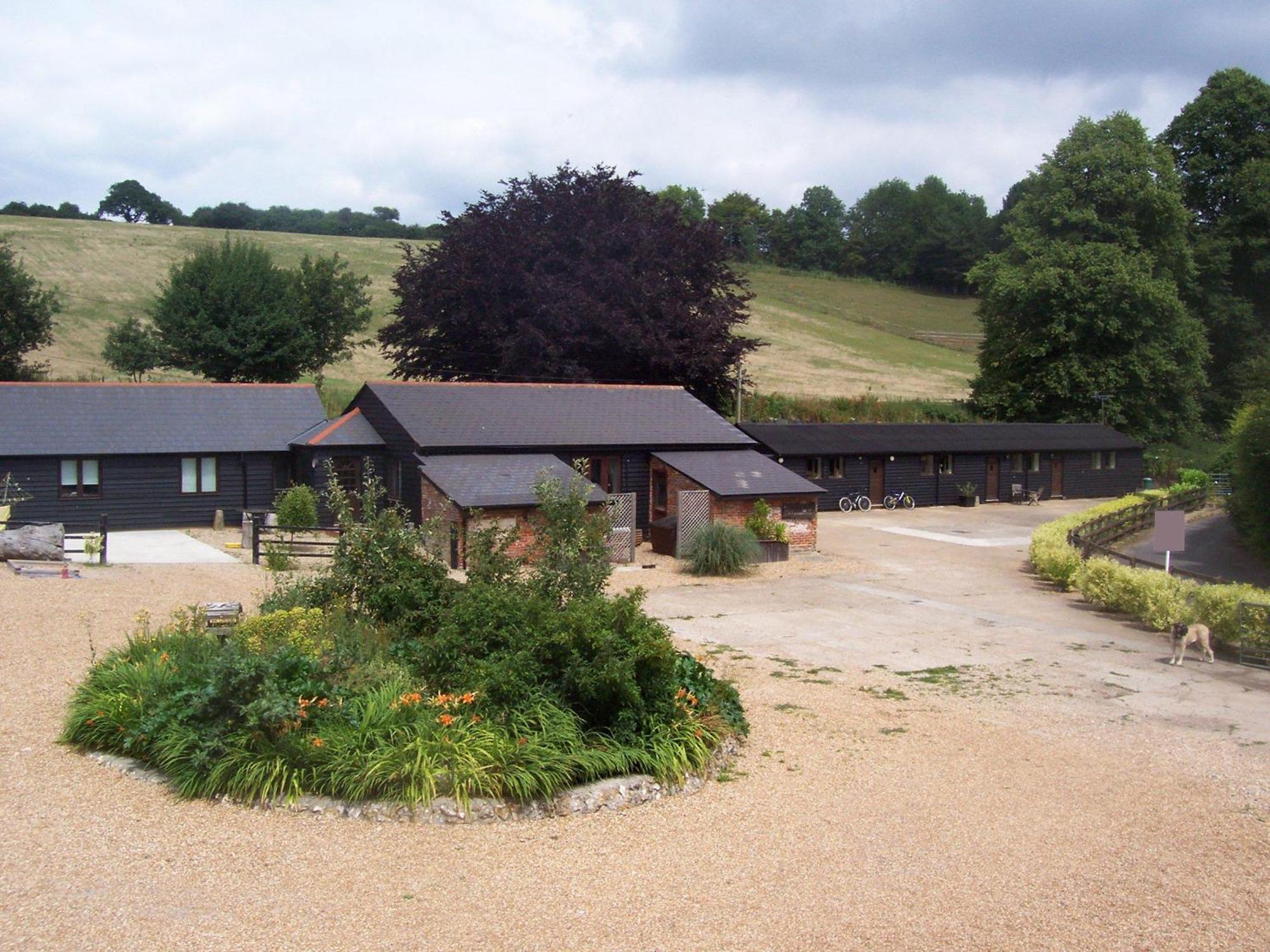 Five Cottages In Aonb And A Hobbit House! Canterbury Exterior photo